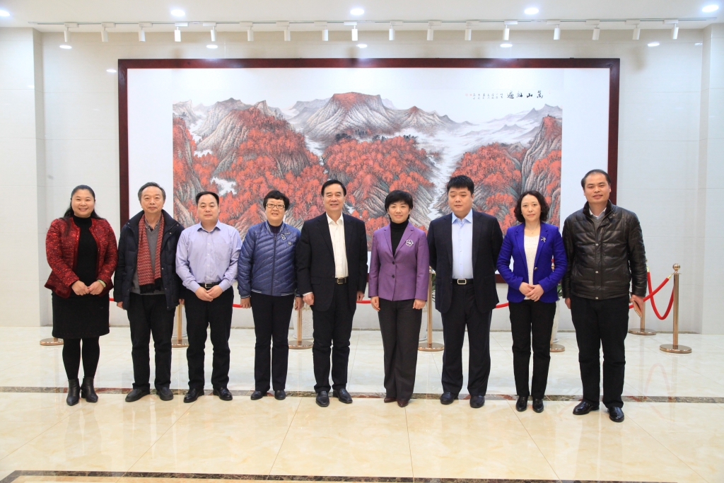 2018年1月15日，海州區委書記萬聞華蒞臨鷹游集團指導工作